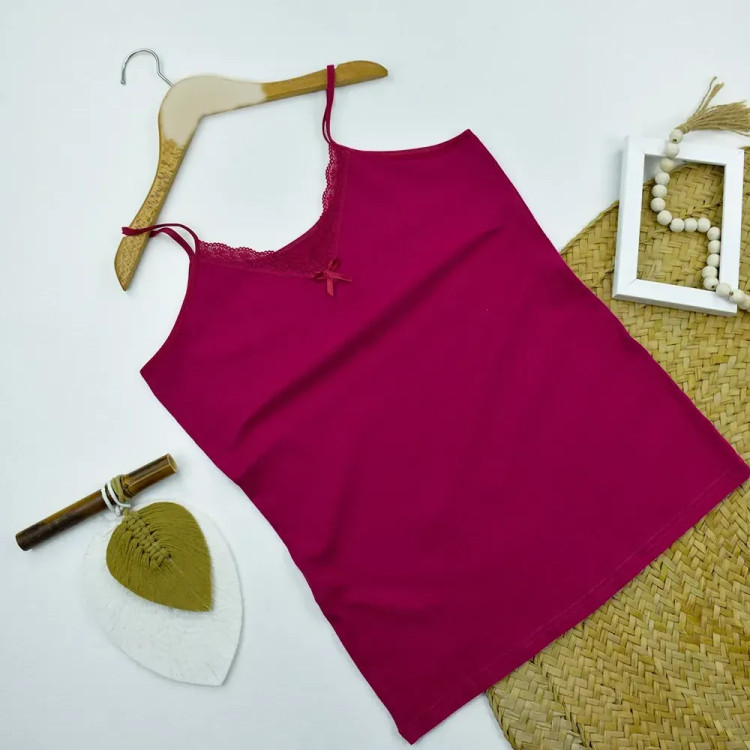 تاپ زنانه بندی کبریتی دانتل دار رنگ سرخابی