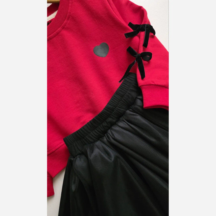 ست کراپ و دامن دخترانه مجلسی مدل تور پفکی سایز 2 تا 9 سال