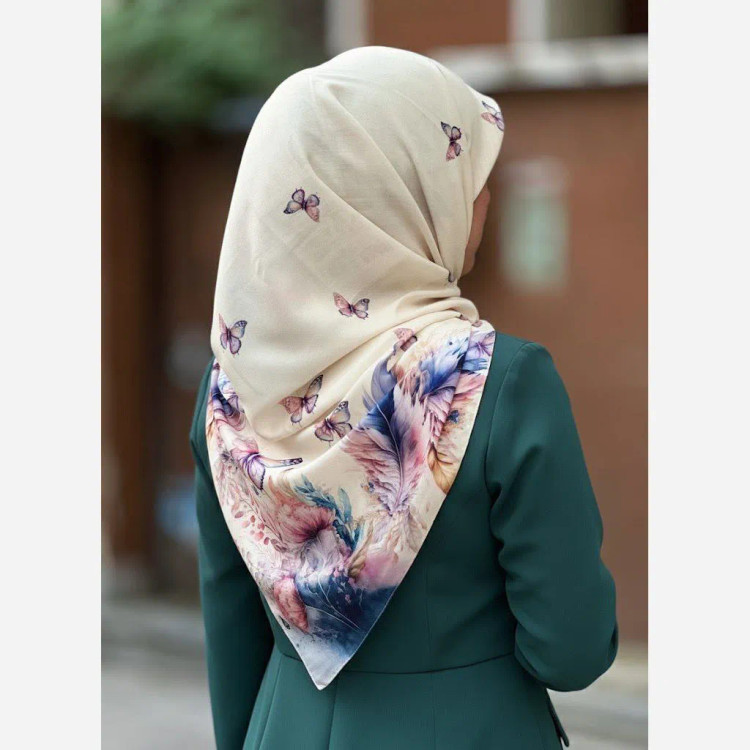 روسری مجلسی نخی کاستوم طرح پردیس سایز 140 چرخ دوز
