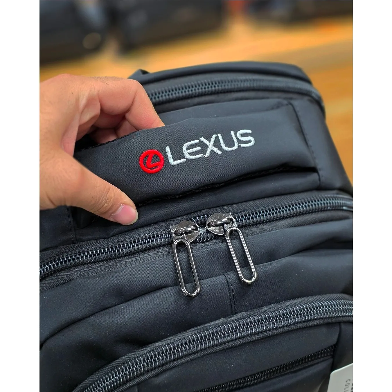 کوله پشتی اسپرت پارچه دیبا خارجی سه خانه لپتاپ دار ضد تعریق