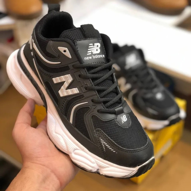 کفش مردانه نیوبالانس 970 مشکی رویه پارچه تنفسی زیره پیو سبک